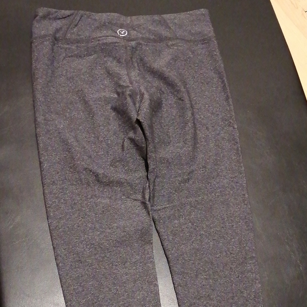 Yoga pants fitted